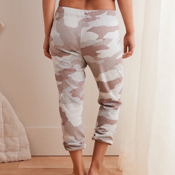 Aerie Camo Easy Jogger 